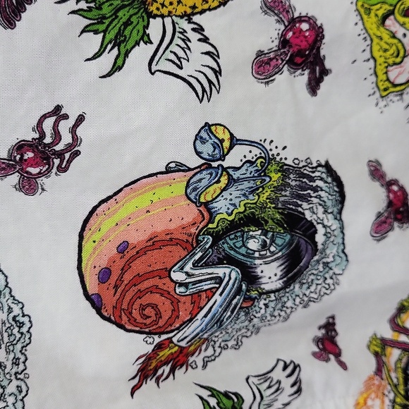 H&M x SpongeBob Squarepants Relaxed Fit Patterned Resort Shirt Size Large - Picture 7 of 13